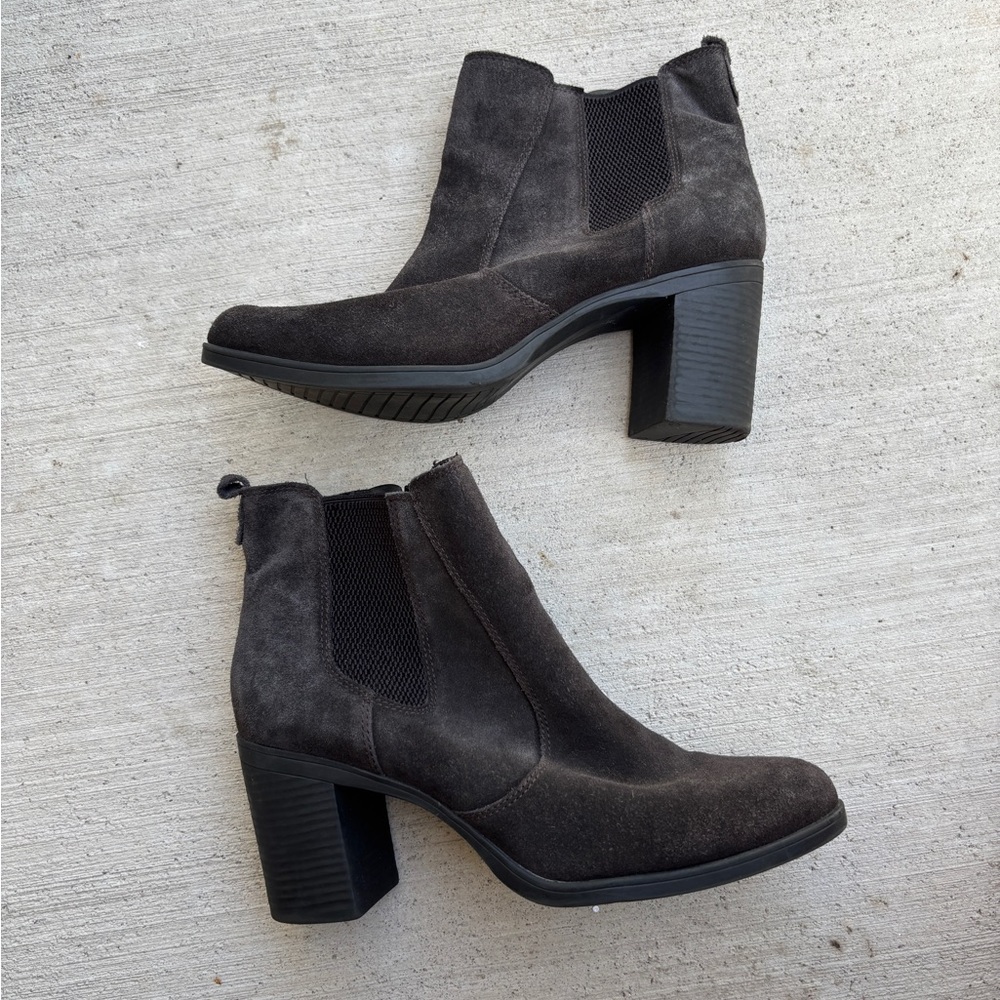 Giani Bernini Stylish Black Ankle Boots for Women size 9